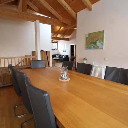 Kelchalm Superior Spacious Mountain Apartment Bad Kleinkirchheim