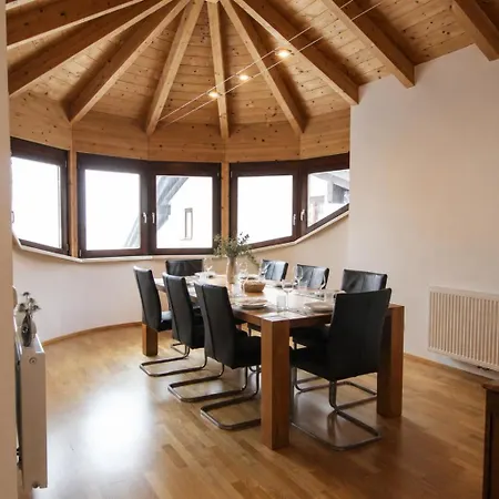Kelchalm Superior Spacious Mountain Apartment Bad Kleinkirchheim