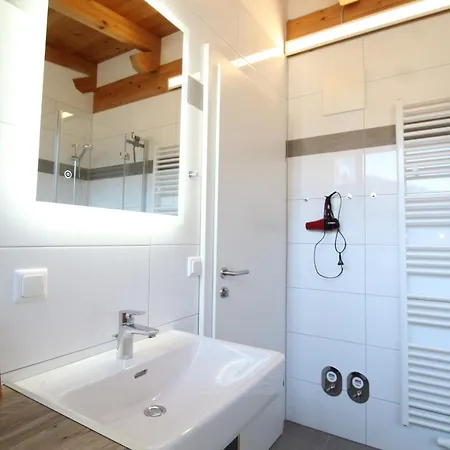 Kelchalm Superior Spacious Mountain Apartment Apartman